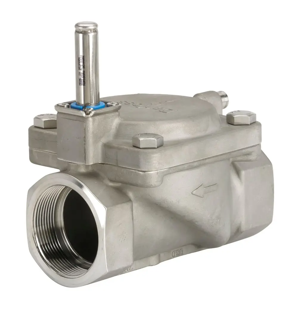 Edelstahl-Magnetventil von Danfoss mit sichtbarem Anschluss und Gehäuse. Das Produkt verfügt über Gewindeanschluss und eine obere Ansteuerung.